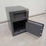 Coffre-fort à dépôt unique Salvus Monopoli 1 – OCC1818 Coffres de dépôt d’occasion MustangSafes