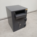 Coffre-fort à dépôt unique Salvus Monopoli 1 – OCC1818 Coffres de dépôt d’occasion MustangSafes